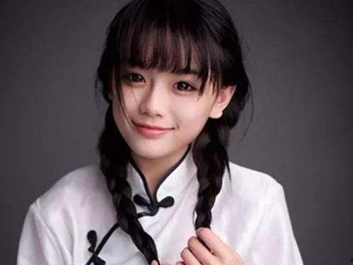 哪个明星是网红出生,揭秘XX的逆袭之路